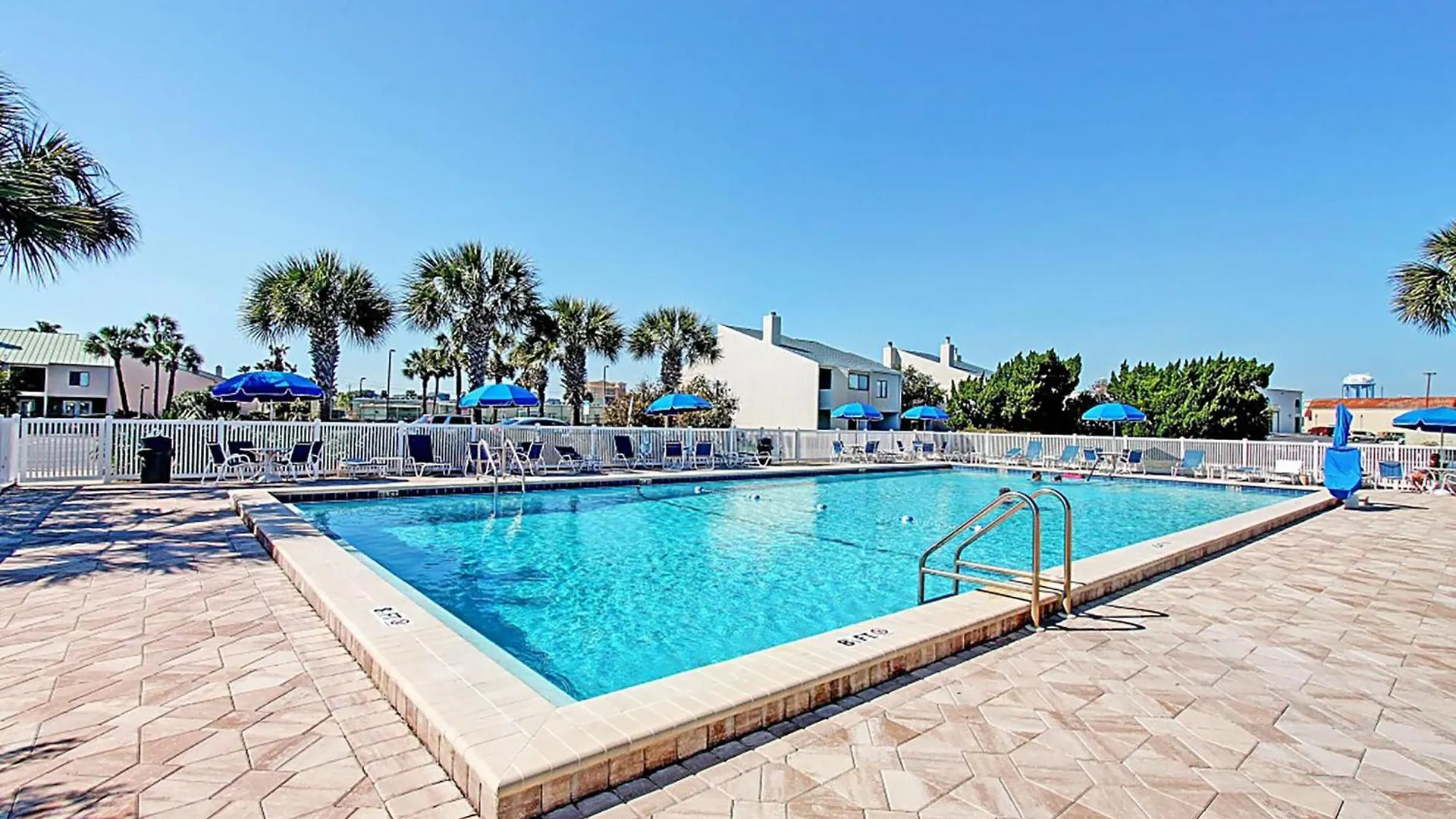 Shoreline Towers 3035 Destin