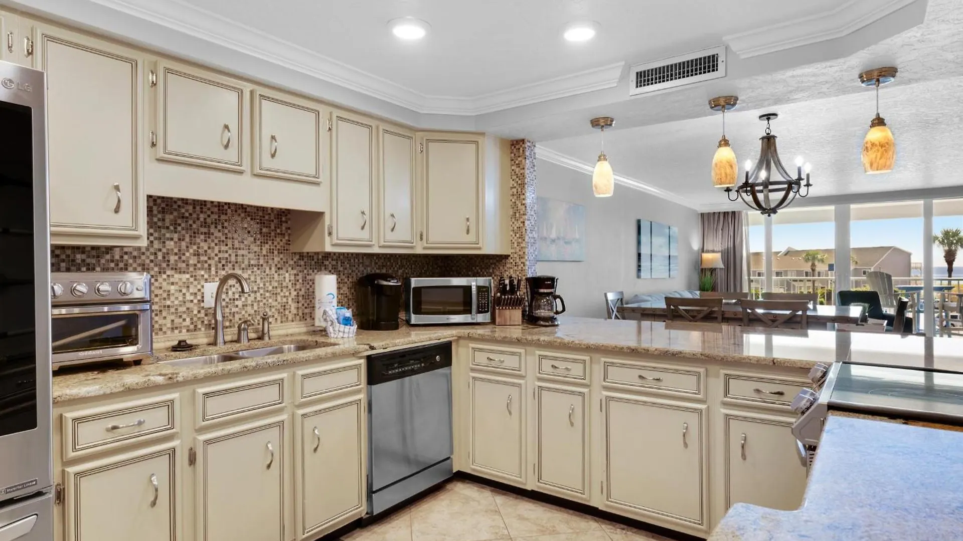 Shoreline Towers 3035 Destin Holiday home